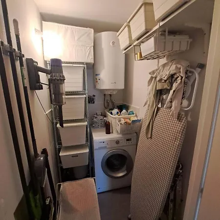 Rose Sensat Apartamens *