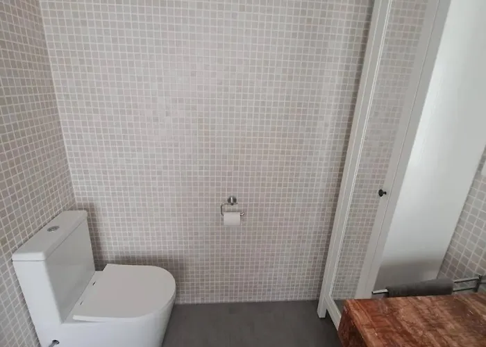 Rose Sensat Apartamens סאלו